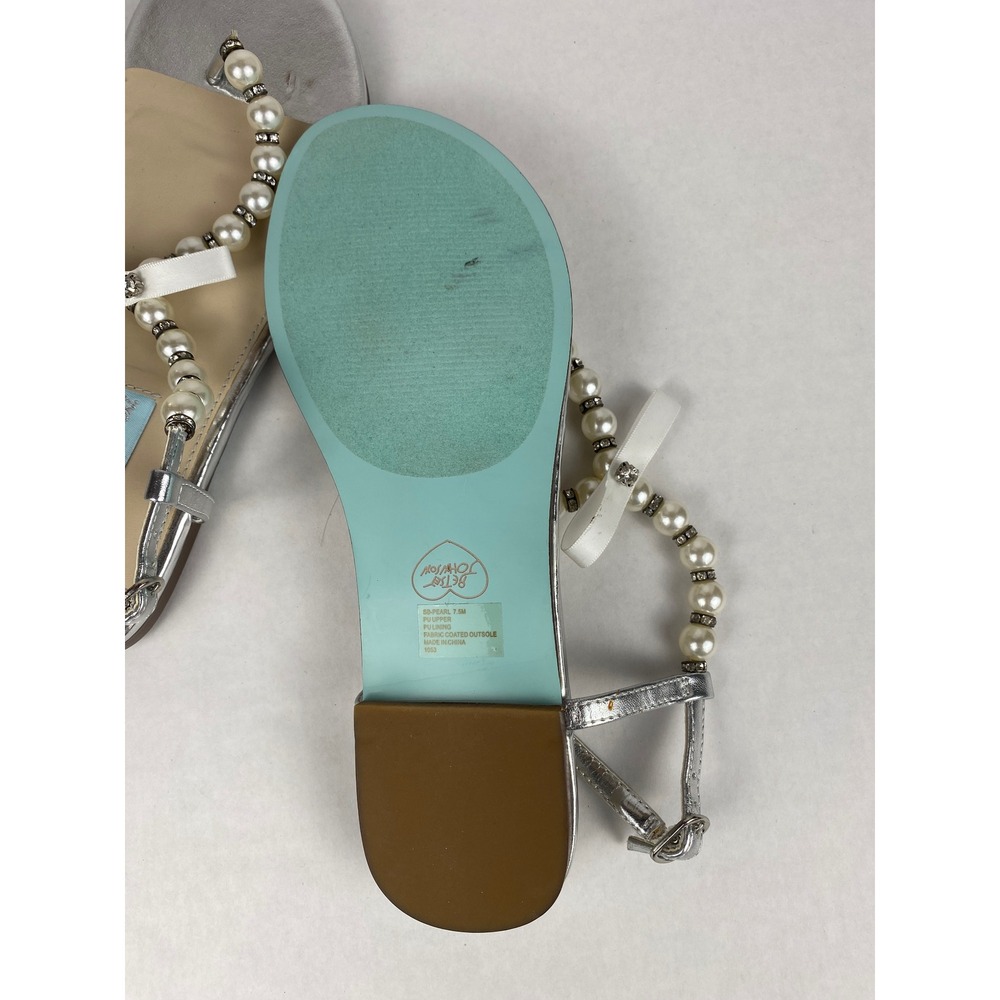 Betsey Johnson SB-PEARL Silver Metallic Pearl Rhinestone Bow Flat Sandals 7.5M - Picture 13 of 16